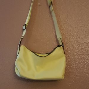 Yellow summer purse